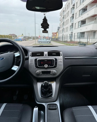 Ford Kuga cena 32900 przebieg: 215040, rok produkcji 2008 z Ujazd małe 191